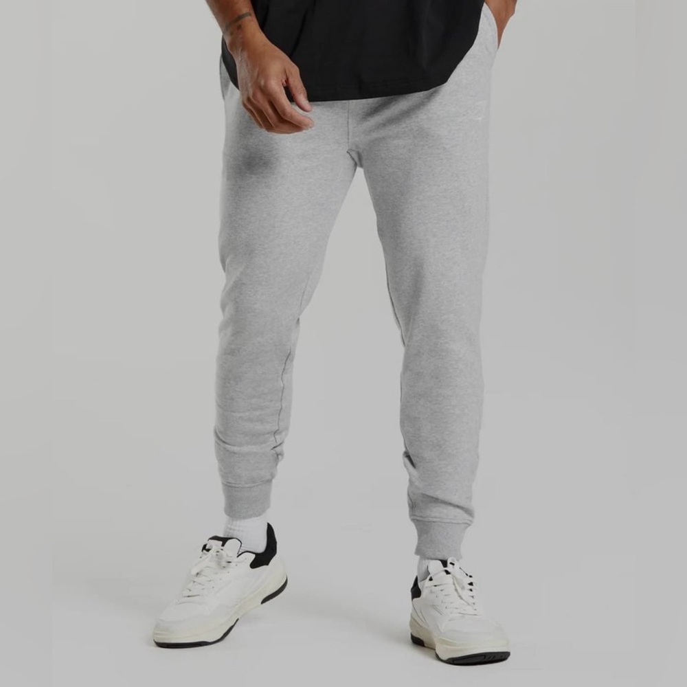 Gymshark - Crest Joggers (slim fit) - Men’s XS